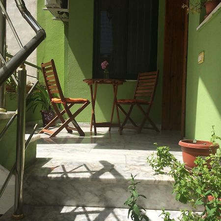 Friends House Bed and Breakfast Τίρανα Εξωτερικό φωτογραφία
