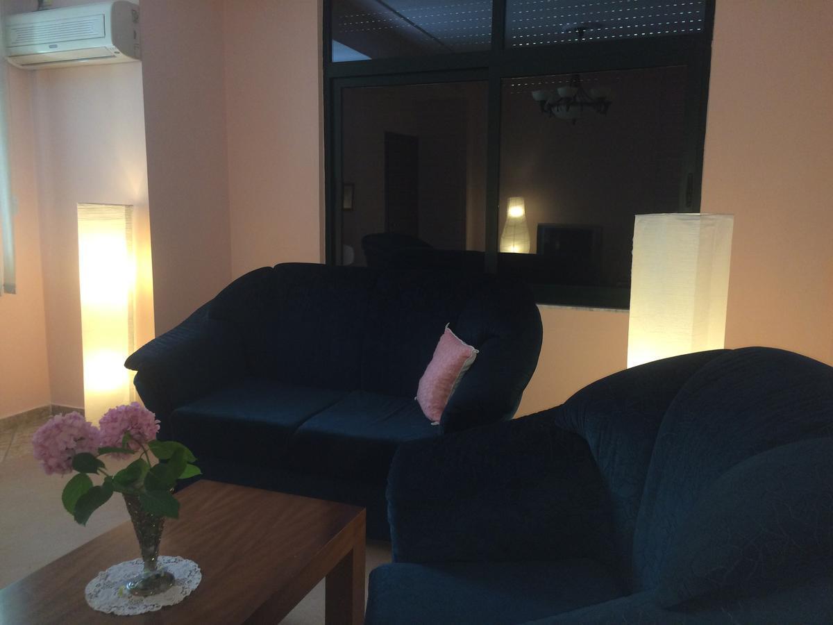 Friends House Bed and Breakfast Τίρανα Εξωτερικό φωτογραφία